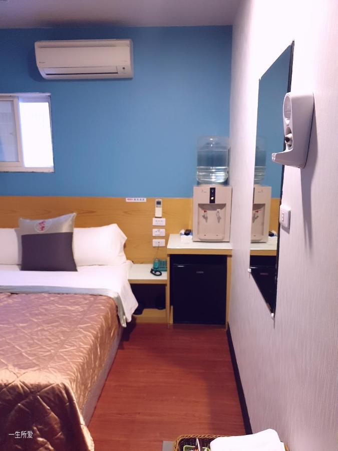 Yung Feng Hotel Keelung Eksteriør bilde