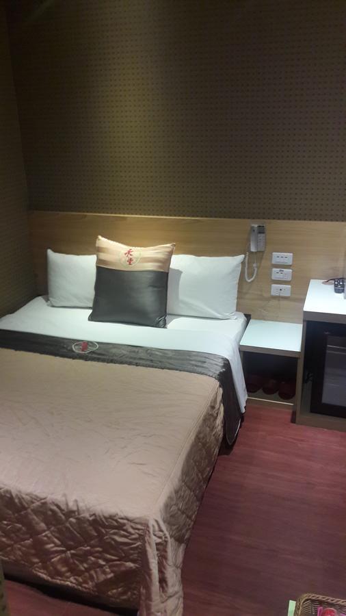 Yung Feng Hotel Keelung Eksteriør bilde